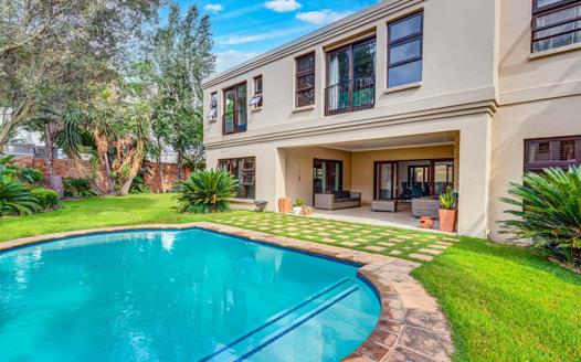 4 Bedroom House for sale in Kyalami