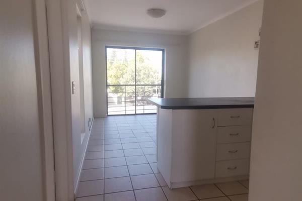 1 Bedroom Apartment for Rent at Riverside, Wellington
Modern 1-bedroom apartment available at Riverside in Wellington. This secure and ...