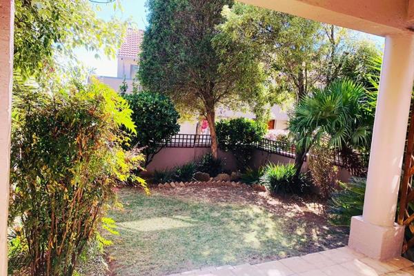 One bedroom Pet friendly Garden unit  for Rent! Cozy townhouse located in a secure, boomed off area, secure complex, easy access to the ...