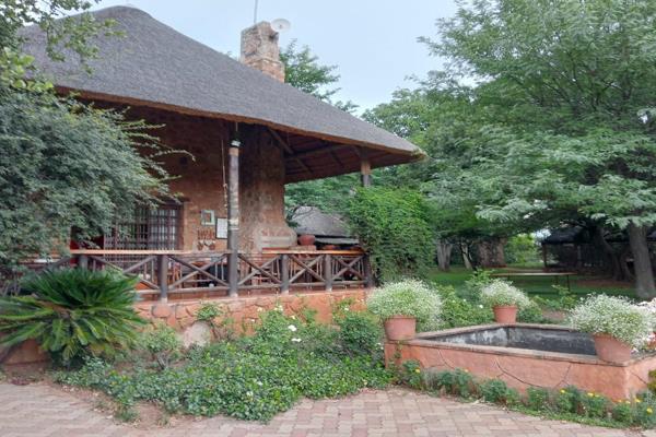 Smallholding for sale: 12 Ha. In the Buffelspoort valley.
Where? In the prestigious Buffelspoort valley near Rustenburg. 3 km. from ...