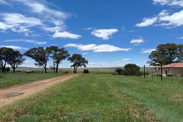 You can build your new North facing house here.
Lovely view towards the hills in the ...