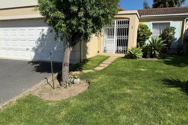 3 Bedroom Townhouse with 2 bathrooms and double garage in Mistral Mews security complex ...