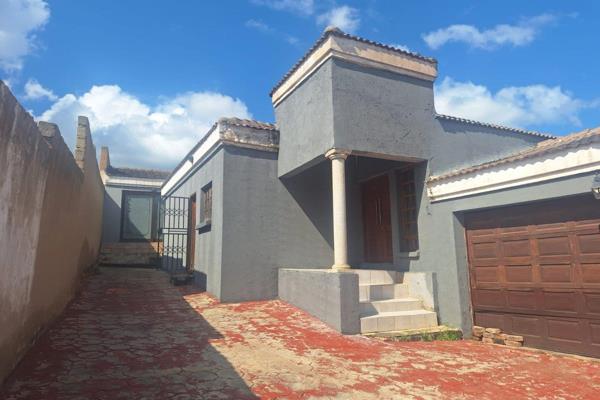 **Just Listed for Sale in Mamelodi**

This lovely house features 2 bedrooms and includes 2 bachelor flats that can be rented out for ...