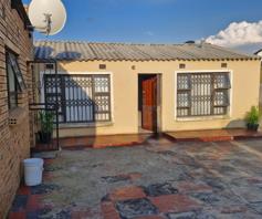 House for sale in Umthambeka