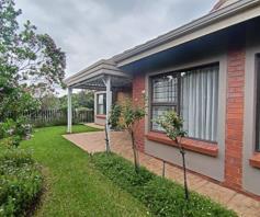 Townhouse for sale in Olivedale