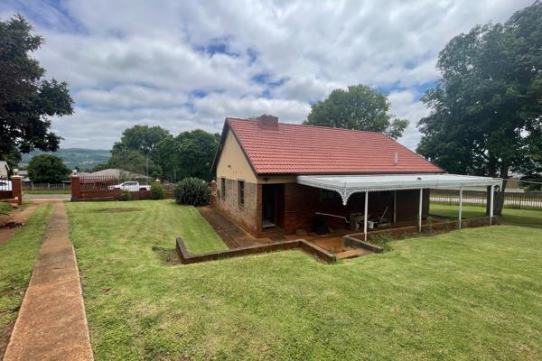 Corner property with plenty extra land for further expansion if so wish. Recently ...