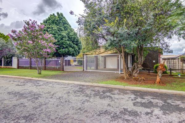 This large double-storey family home in Ravenswood, offers modern amenities and exceptional comfort. The property is fitted with ...