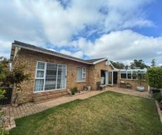 Townhouse for sale in Glenroy Park