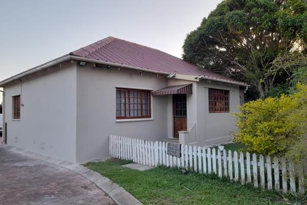 Villiers Road, Walmer - Close to schools!

This property with wooden floors and ...