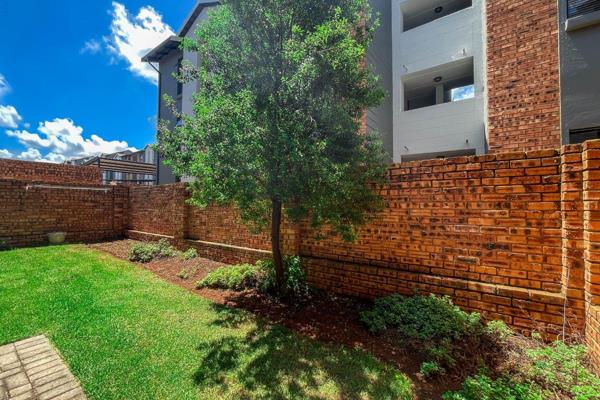 Stunning 3-Bedroom Ground Floor Apartment in Homes Haven, Krugersdorp – Modern Living Meets Natural Beauty

Welcome to Homes Haven ...