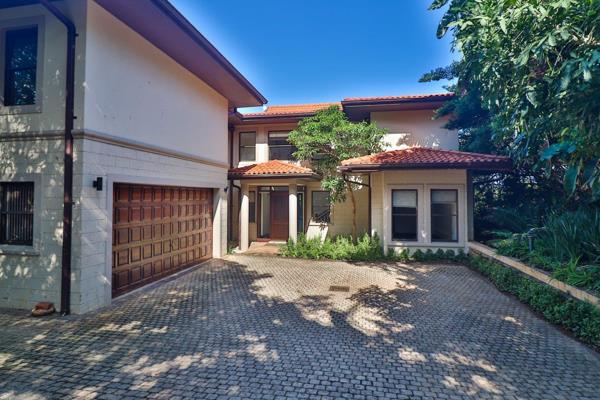 This expansive and private fairway-fronting villa is situated at the end of a peaceful ...