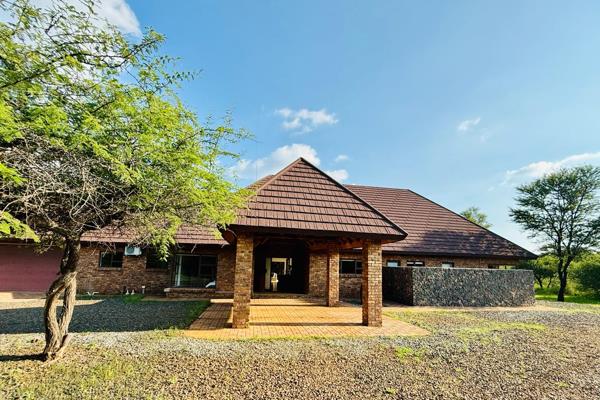 Beautiful 4 Bedroom fully furnished Bushveld Property on a 2500m2 stand for Sale in the Stunning Makhato Development at Sondela Nature ...