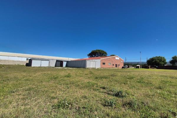 Warehouse/Mechanical Workshop plus large yard - Cape Road Industrial

Located in close ...