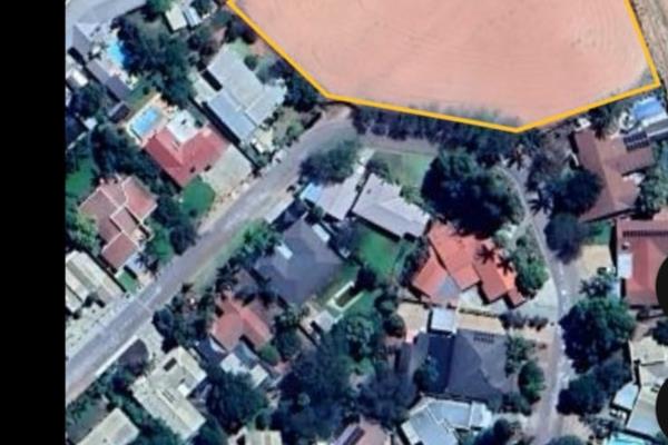 Discover the perfect canvas for your next residential project in the heart of Vredendal! This exceptional 7200 square meter vacant land ...