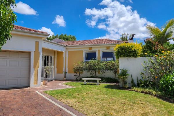 This popular Security Complex in PAARL is located on the Southern Side of the town with quick and convenient access to the Paarl Mall ...