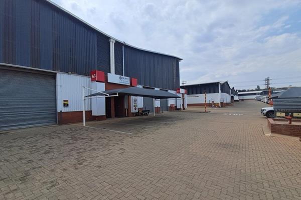 Neat Warehouse/ Factory 284 sqm to let in a Prime Industrial Area with 24 Security ...