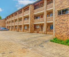 Apartment / Flat for sale in Fairland