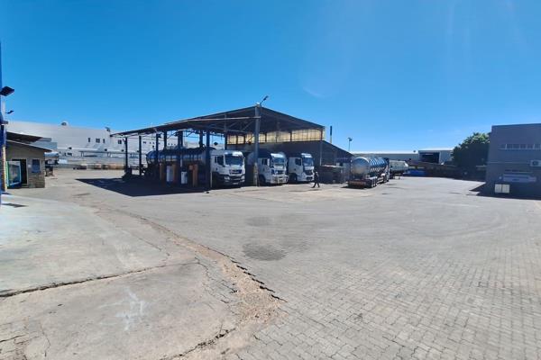 This industrial property for lease in the sought-after area of Wynberg, Sandton, offers an exceptional opportunity for businesses ...