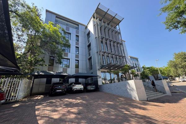 Discover a prime serviced office space in the heart of Sandton at 66 Park Lane. This ...