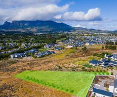 Vacant Land / Plot for sale in Val de Vie Estate