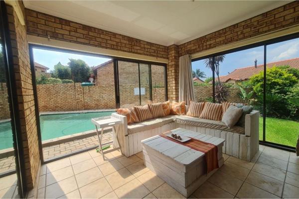 Welcome to your serene retreat in Ruimsig Noord, Gauteng! This charming 3-bedroom, 2-bathroom townhouse offers 160 square meters of ...