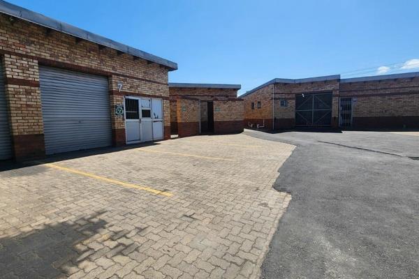 This secure and modern commercial business park offers a prime location close to the ...