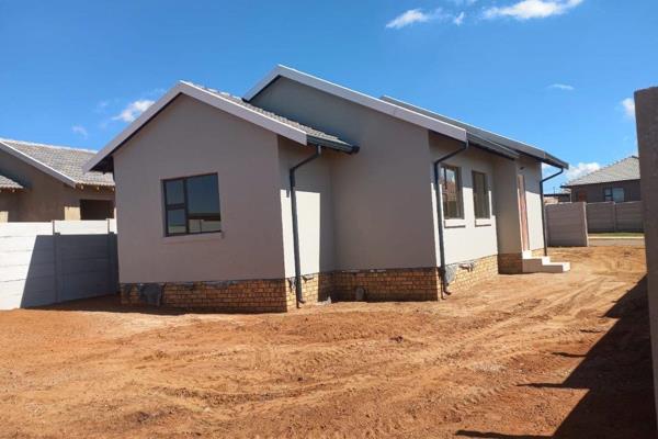 Welcome to an exciting new development in Azaadville Gardens!

This newly built, modern home offers a unique opportunity to be part of an evolving, family-friendly community. Azaadville Gardens is quickly becoming one of the ...