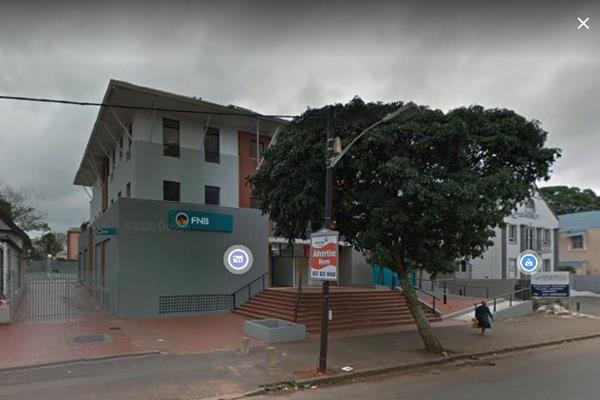 Property in Glenwood - DBN, Durban
Directly opposite a shopping centre.
Transport easily available.
Parking available.
All prices ...