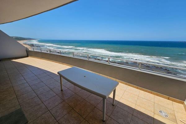 Welcome to Lazy Lizard, your ideal beachfront retreat in the beautiful Umdloti! This stunning 3-bedroom apartment offers the perfect ...