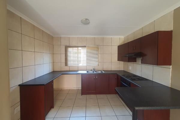 3 Bedrooms 
Open Plan Kitchen And TV Lounge
Balcony Overlooking The Complex
2 Bathrooms 
Secured Complex

Listed At Only R860 ...