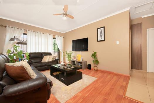 2 Bedroom Apartment / Flat for sale in Buccleuch