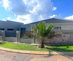 House for sale in Spruit View