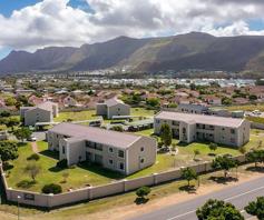 Apartment / Flat for sale in Sandbaai