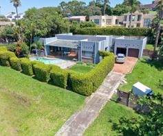 House for sale in Beacon Bay