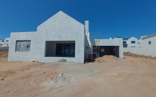 3 Bedroom House for sale in Da Gama Bay