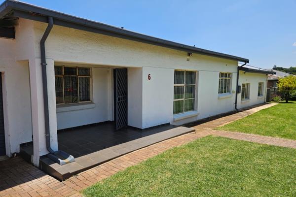 Welcome to your dream home on a quiet street in Maraisburg! This stylish and spacious property is perfect for families seeking comfort ...