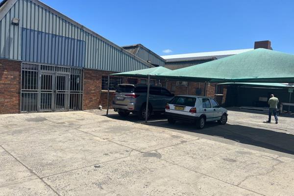 Prime Warehouse Investment Opportunity in Blackheath&quot;
This centrally located 2,200 ...