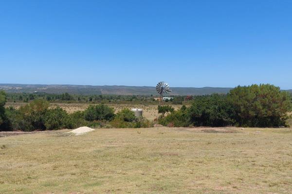 This unique 50-hectare lifestyle farm, located just 25km from Gouritsmond and a mere 2km from the N2, offers the perfect opportunity to ...