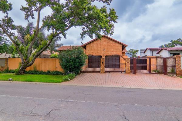 Spacious 4-Bedroom Family Home in The Country View, Midrand

Discover your dream home in the highly desirable neighborhood of Country ...