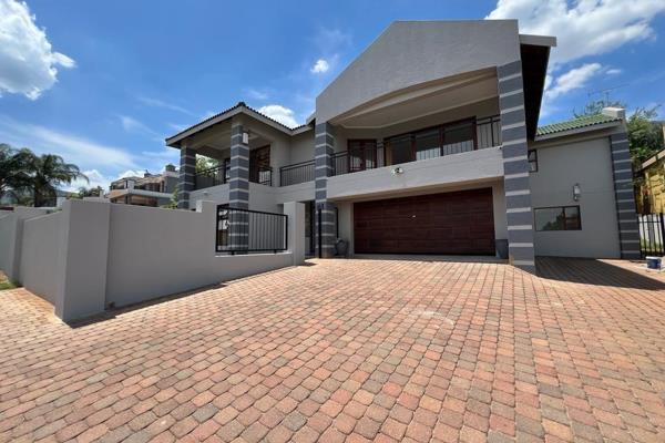 Are you looking for a beautiful spacious house to rent in the heart of Hartbeespoort? 

Then this will be ideal for you. This property ...