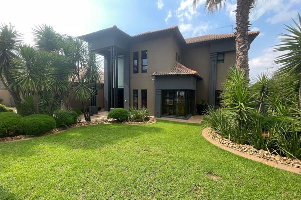 Situated in the highly sought after private estate of Bushwillow in Greenstone Hill ...