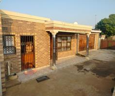 House for sale in Tsakane Ext 13