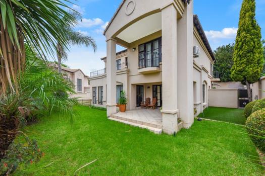 4 Bedroom House for sale in Lonehill