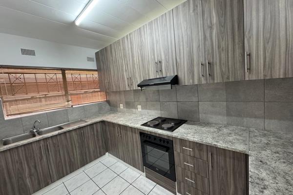 Property offers : 
2 bedroom 
Modern kitchen 
1 bathroom 
Large balcony 
Underground parking 

This property is located in ...