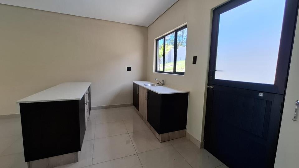 3 Bedroom Townhouse to rent in Verulam Central - P24-115452055