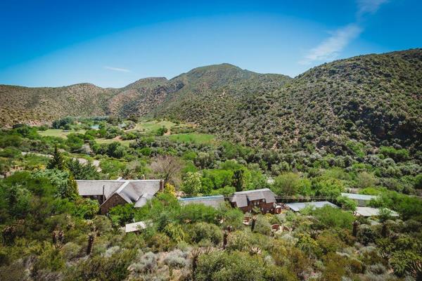 Exclusive Mandate.

This hidden gem is nestled in the picturesque Cango Valley and situated only 15km from Oudtshoorn on the scenic ...