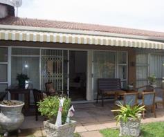 Townhouse for sale in Scottburgh South