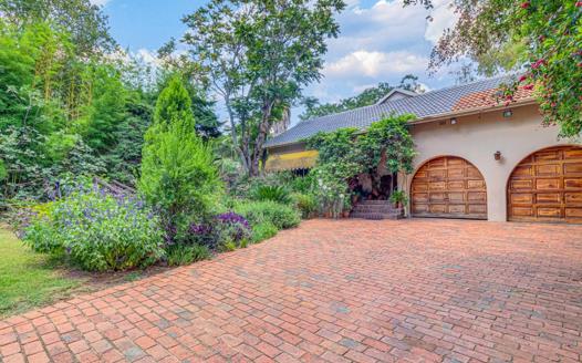 3 Bedroom House for sale in Rivonia