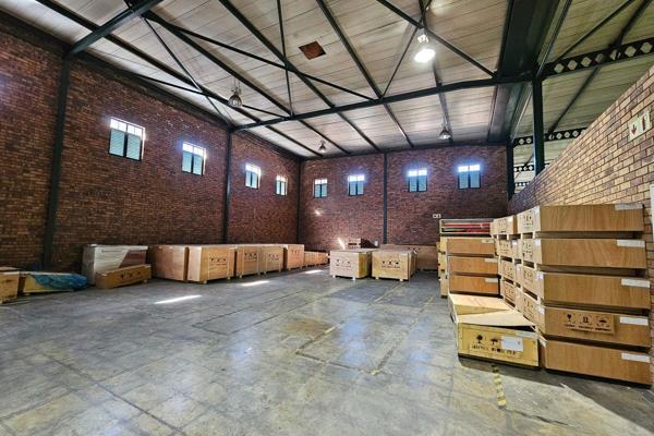 This exceptional 2168m2 industrial warehouse, located in the vibrant business hub of ...