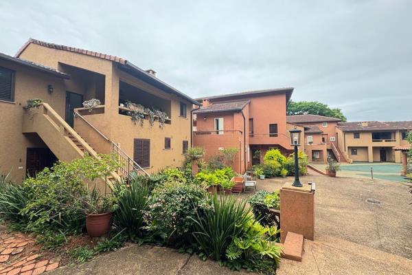 This beautifully appointed 3-bedroom apartment is now available to let in the well-known Villa &amp; Casali complex in Musgrave. ...